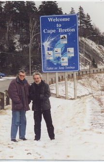 Février 2000 : entrée de la péninsule de Cap-Breton, Nouvelle-Ecosse, en route vers Sydney pour les ECMA Février 2000 : entrée de la péninsule de Cap-Breton, Nouvelle-Ecosse, en route vers Sydney pour les ECMA